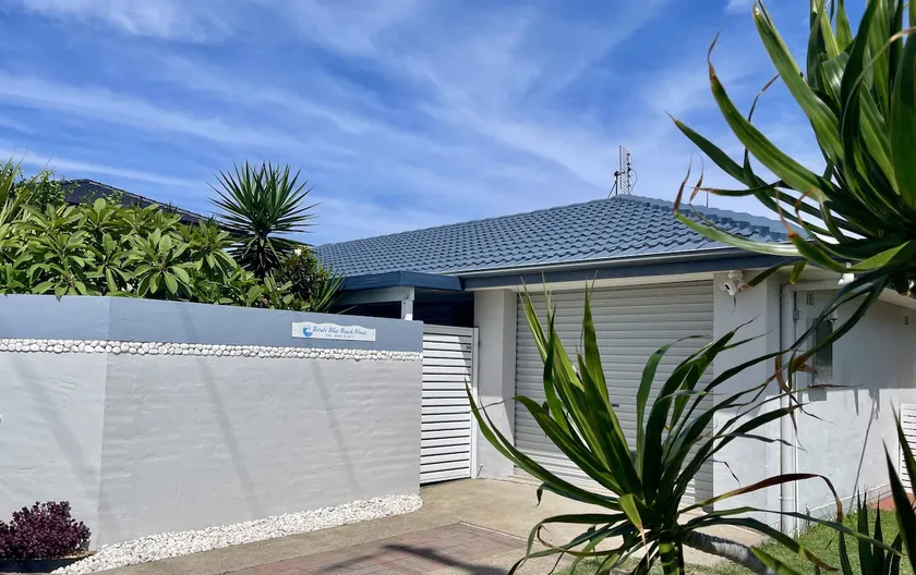 Birubi Blue. Walk to Beach. Pet Friendly. BBQ area - Image 1