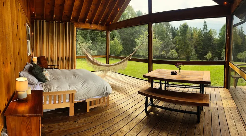 Secluded Paradise in Greensboro on Barr Hill - Image 1