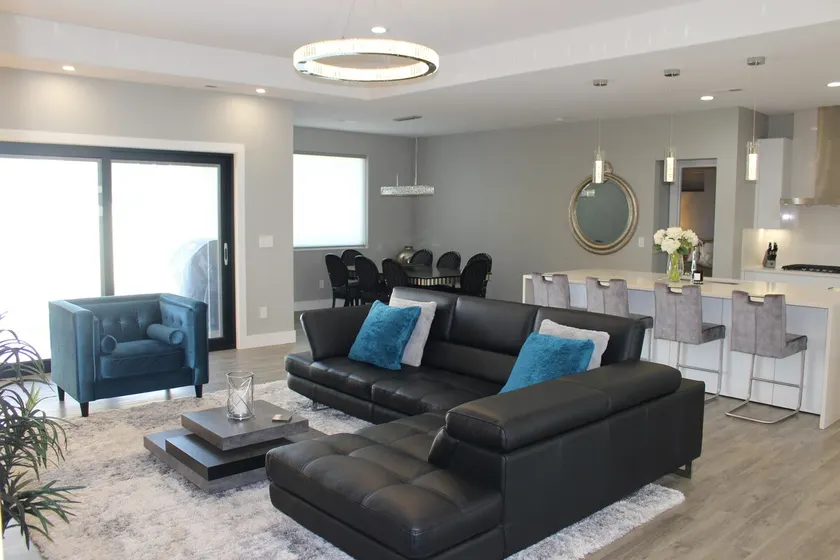 Modern Vacation Home - Image 1