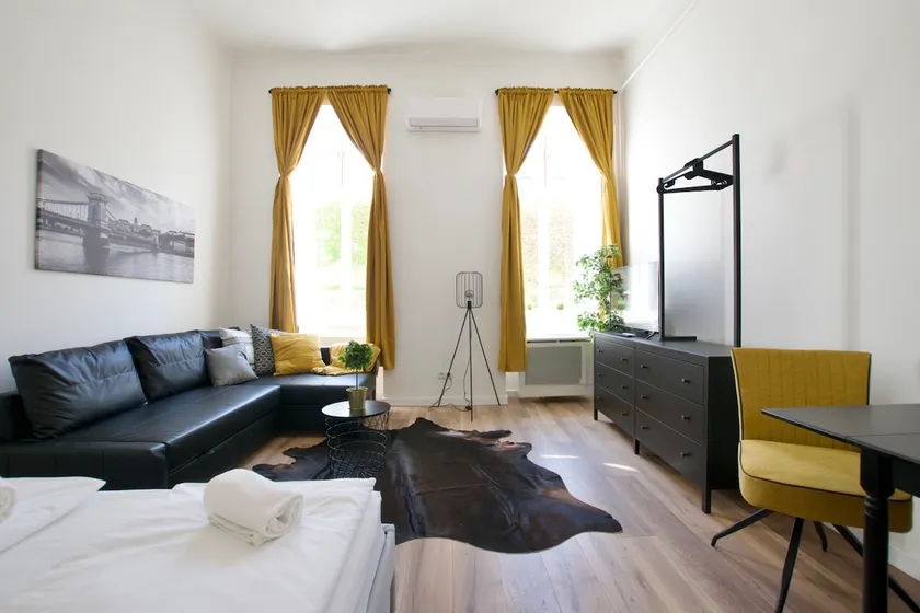 Central Studio with AC I Walkable to Attractions - Image 1