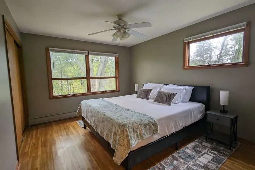 NO Cleaning Fee | Hot Tub | River View | King Beds - Image 1