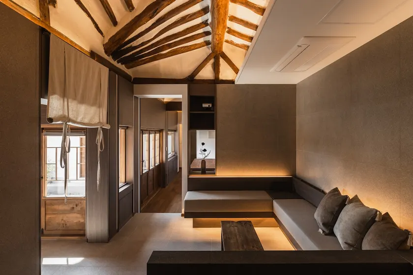 A special Korean house where you meet and face each other's wisdom, Retreat Dohyun - Image 1