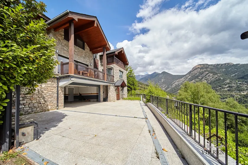 Chalet el Salze lujo con jardin y vistas en la Massana - Image 1