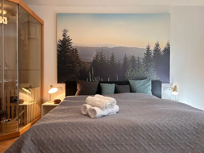 Black Forest suite with sauna - Image 1