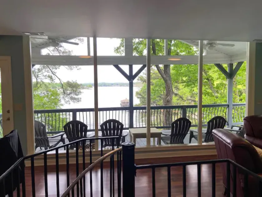 Lake Tillery Waterfront Home (3 BR, Sleeps 9) - Image 1