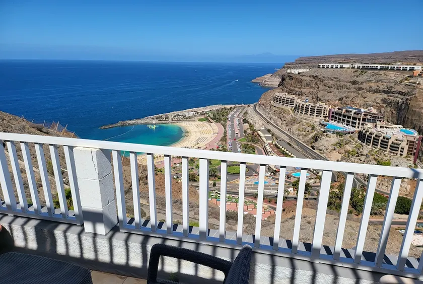 Stunning ocean view panorama - Image 1
