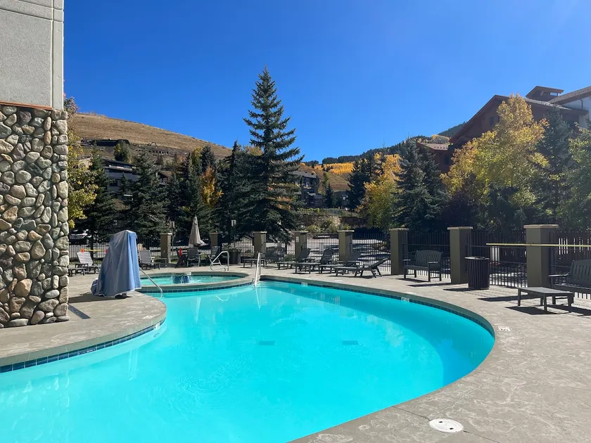 Base Area with King Bed, Outdoor Hot Tub + Pool - Image 1