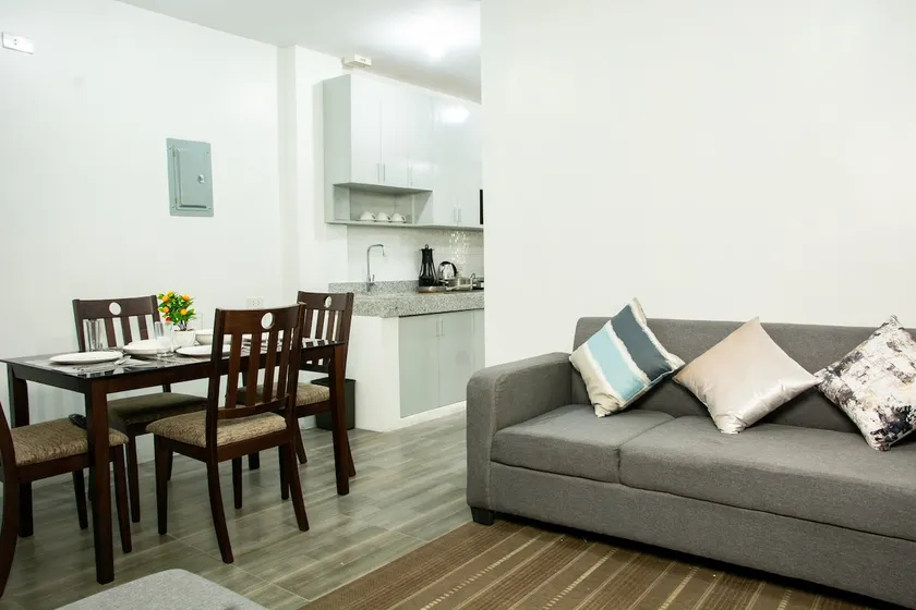 Gibbz Apartelle (Unit 206) Imus, Cavite - Image 1