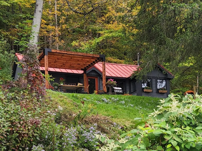 Escape to Year Round Recreation - Image 1