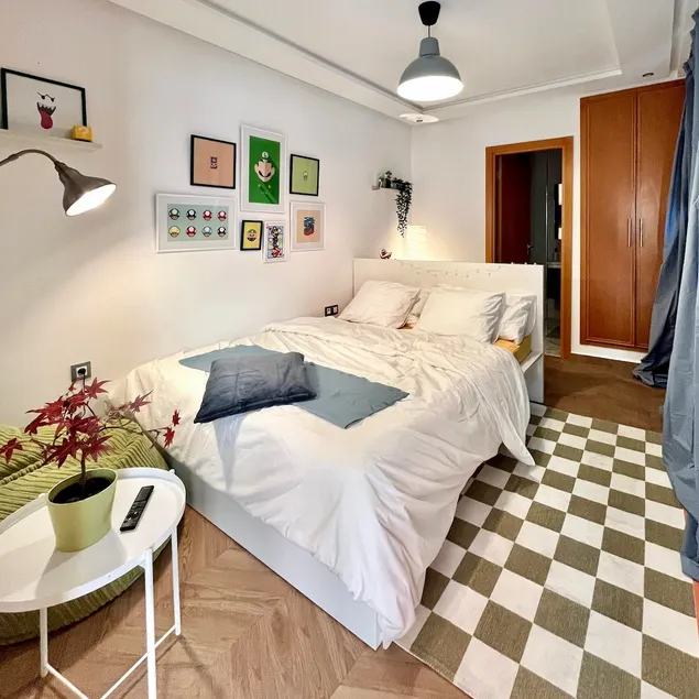 Super Luigi | Central Location | No Airbnb fees - Image 1