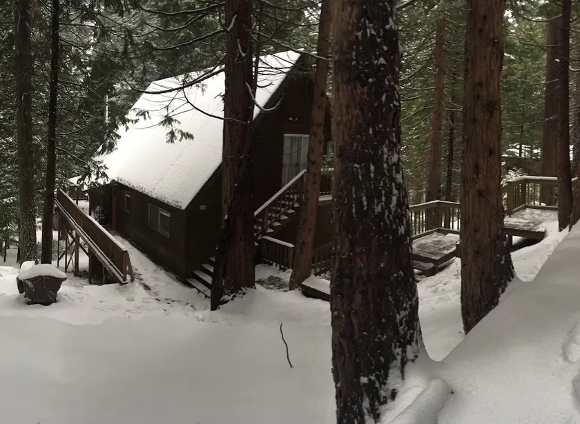 Mountain House Cabin - Image 1