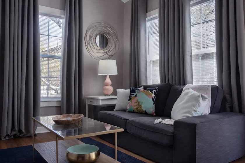 1BR The Perch Suite | Downtown, Medical Center! - Image 1