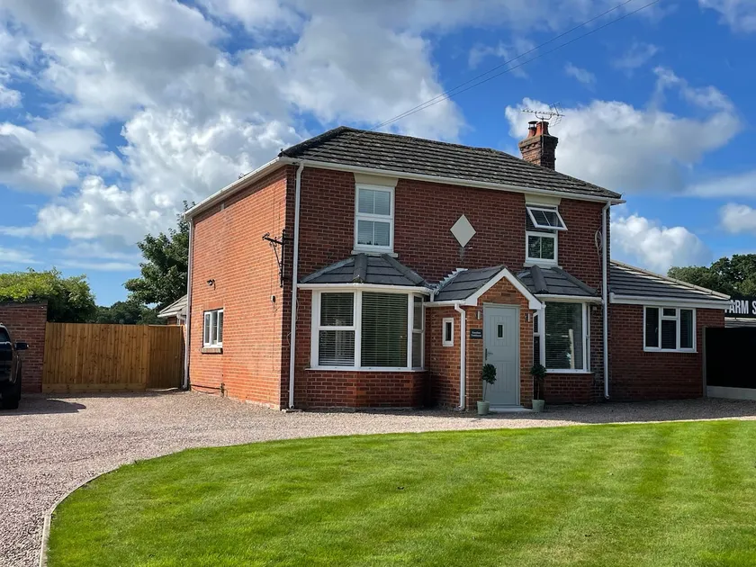 Ferndene Farmhouse - Image 1