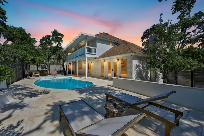Poolside Paradise, West Elm Magazine Featured - Image 1