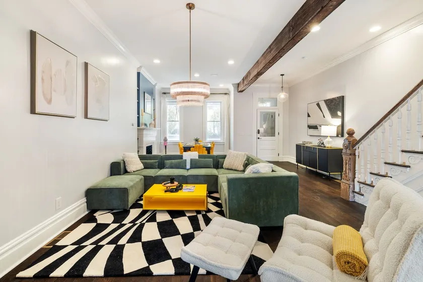 Pet Friendly Pittsburgh Home Near Zoo, Sleeps 12 - Image 1