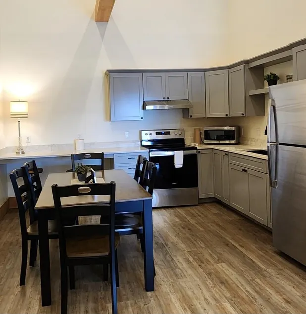 Luxurious accommodation - Image 1