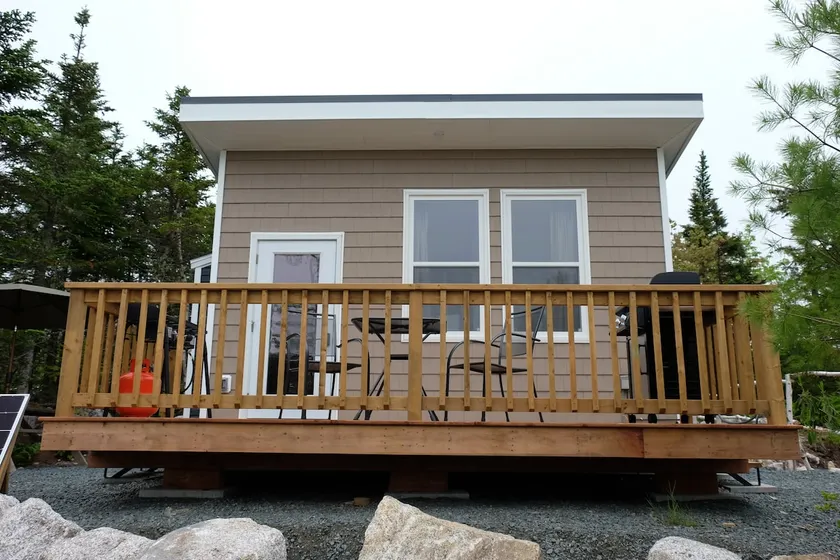 Eager Beaver | Eco-Cabin - Image 1