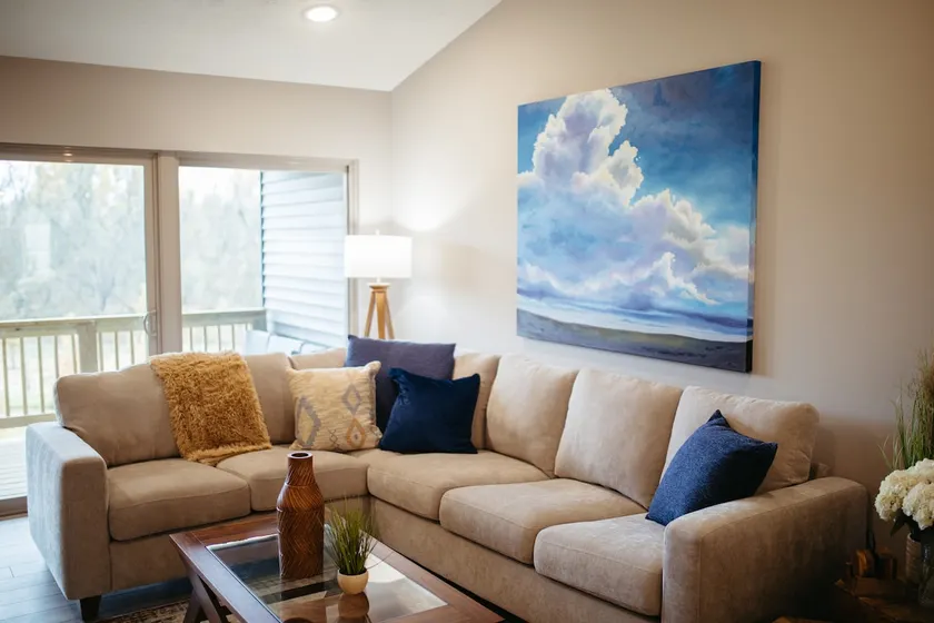 West Omaha Townhouse with GYM, Shopping, King Bed - Image 1