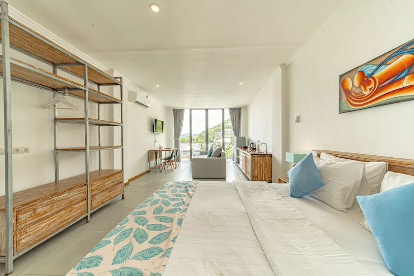 Spacious 1 BR Suite Room in Central Labuan Bajo - Image 1
