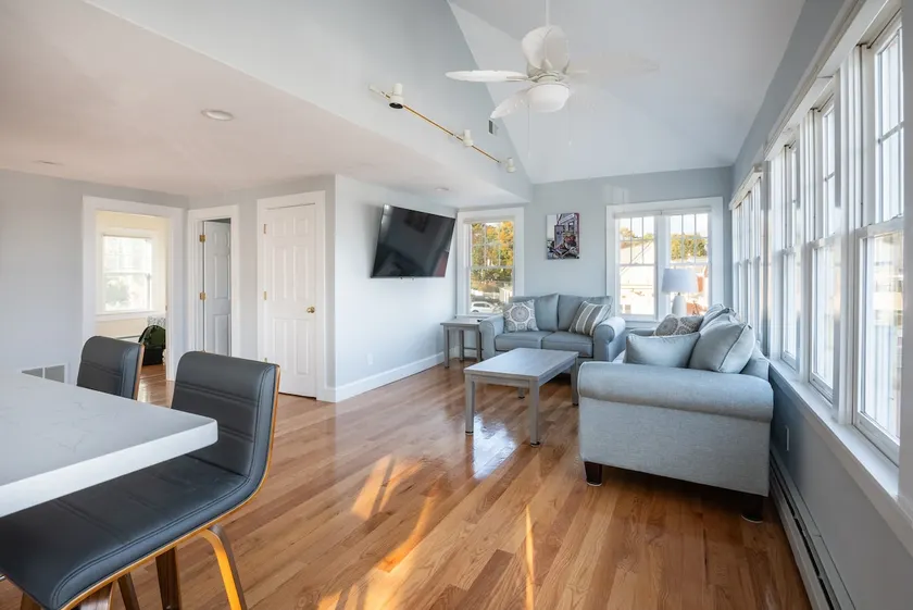 Cozy Apt in Snug Harbor Duxbury - Image 1