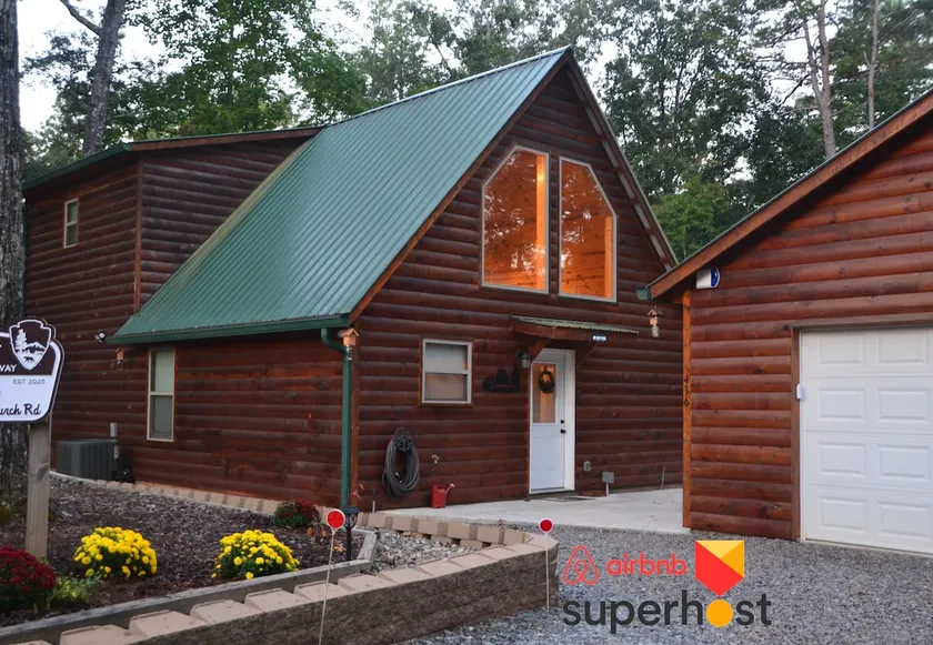 A Majestic Mountain Getaway, Walk to Lake Hiwassee - Image 1