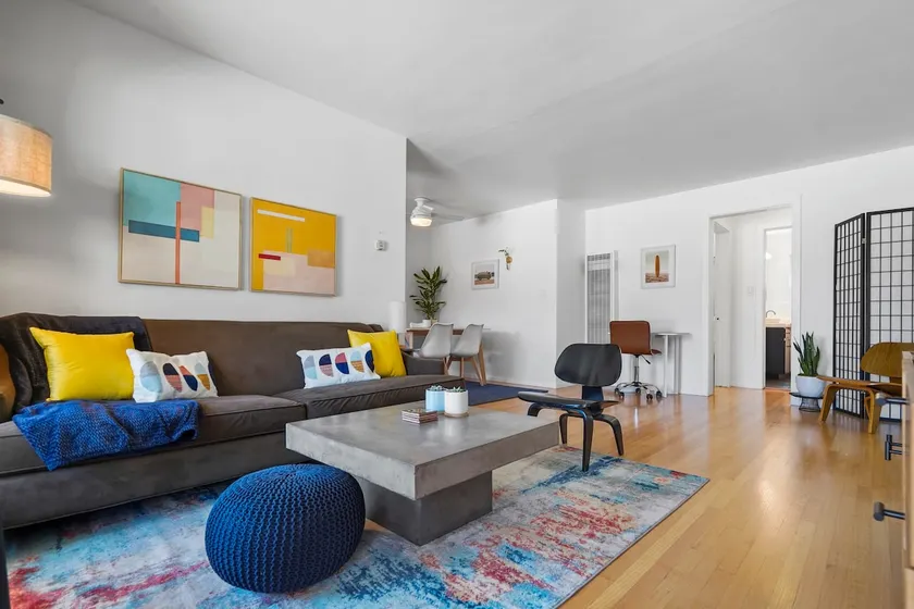 1 Min Walk to Beach|Parking|Ocean & Hermosas|Fit 4 - Image 1