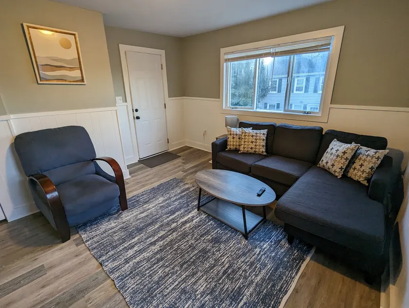 Modern spacious 1br in downtown Biddeford - Image 1