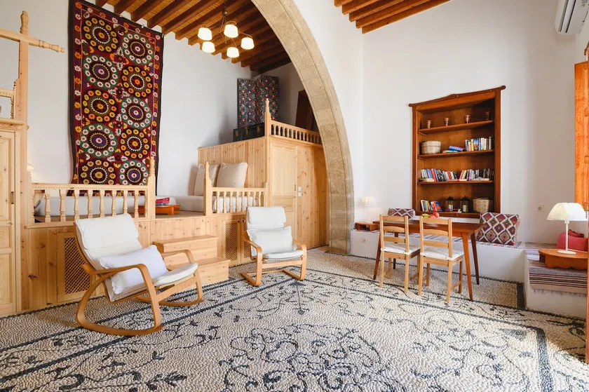 Stunning Home near the Acropolis of Lindos - Image 1