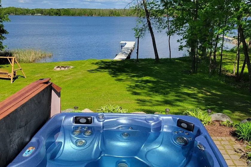 Beautiful Lake home in Longville - Image 1