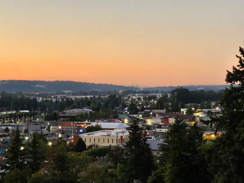 Amazing View with All Amenities! - Image 1