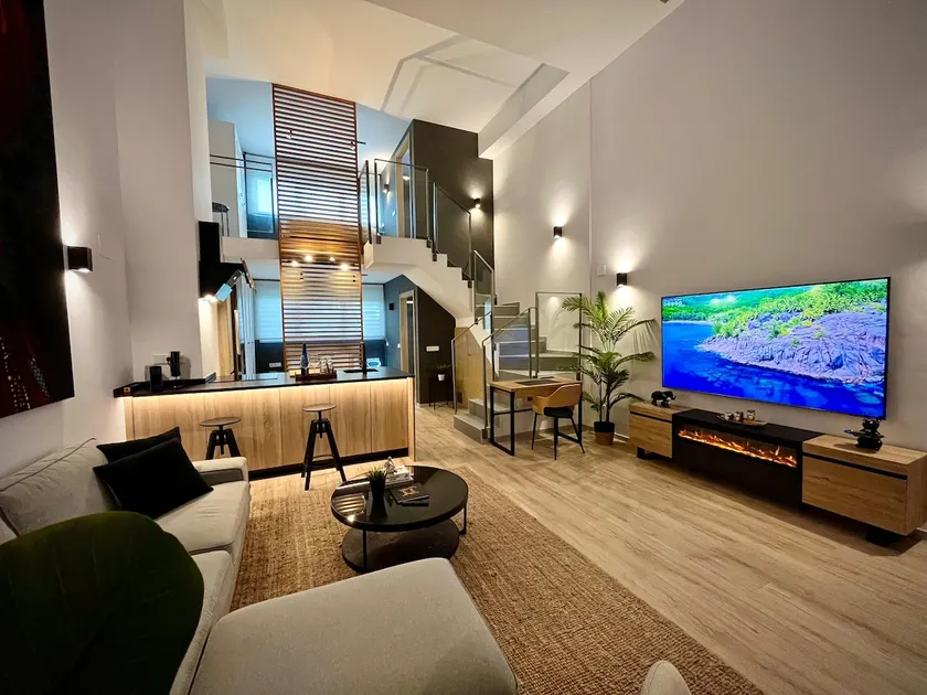 Exclusive & Lovely Designed 2BD LOFT in Valencia - Image 1