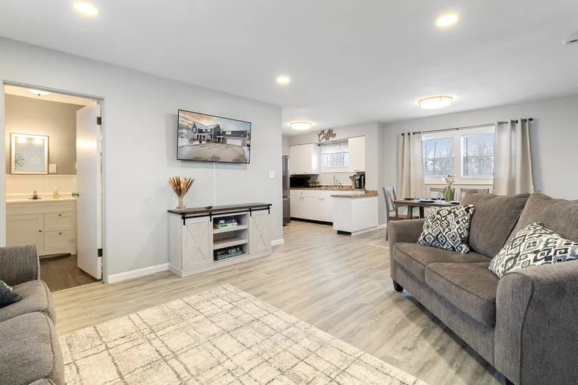 The ”Pinny City Suite” - Image 1