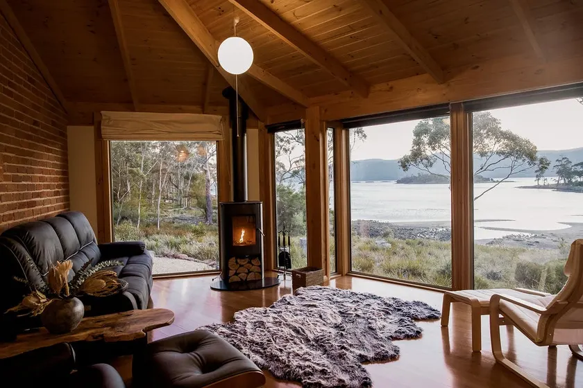 The Hideout Cabin - Image 1