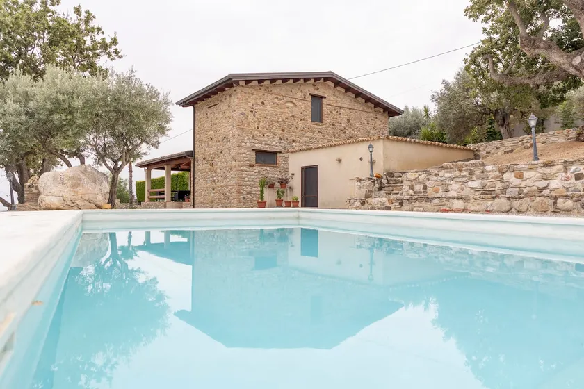CASALE RO - Image 1