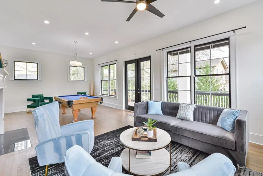 Modern rooftop home in Midtown - Image 1