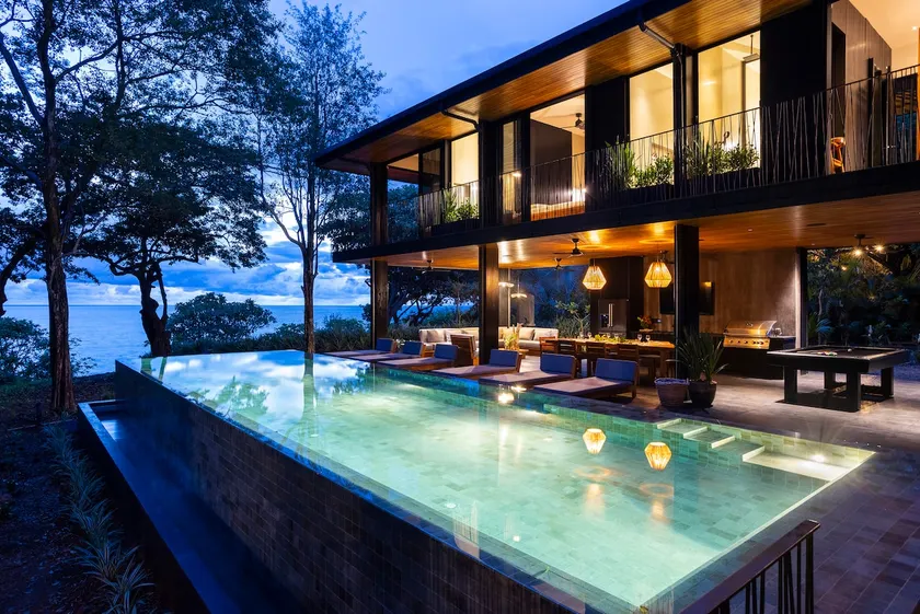 Front-Row Pacific Views, Chef & Infinity Pool - Image 1