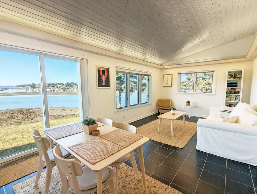 Oceanfront Acadia Cottage With Private Beach - Image 1