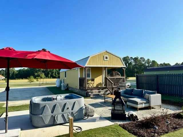 Beneath the stars with private hot tub - Image 1