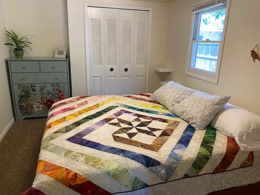Charming & Private Carriage House in Lafayette - Image 1
