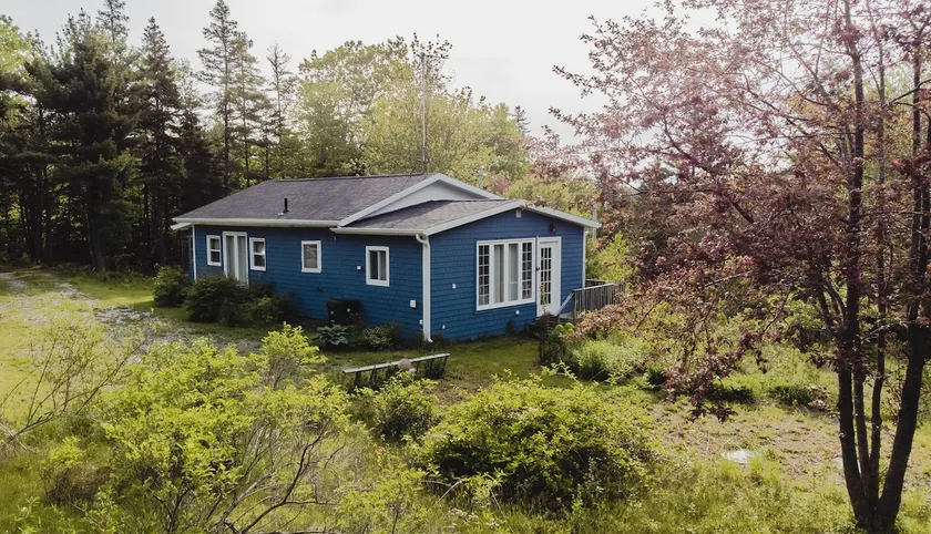 River Access Cabin • No Fees • Pet Friendly - Image 1