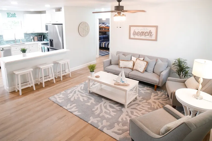 Renovated 3BR Family-Friendly Home by Dwtn & Beach - Image 1