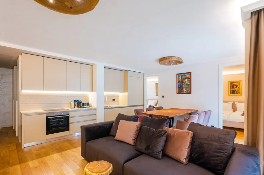 SOFapart Charming 2 BDR suite | 2 BTH - Image 1