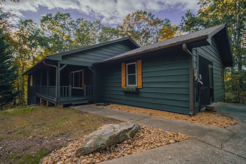 The Ridge: A Ga. Mtn. Hideaway - Image 1