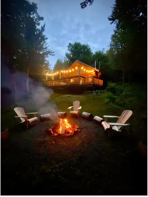 Log cabin with hot tub in Valcartier - Image 1