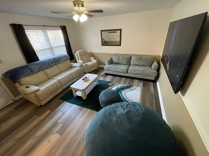 Entire Duplex: Both Units - Image 1