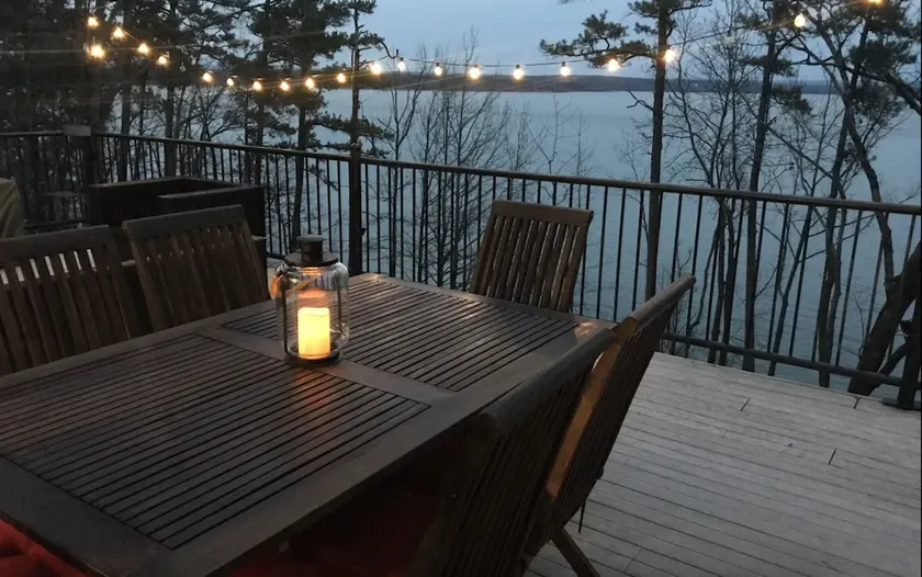 The Lake House - Image 1