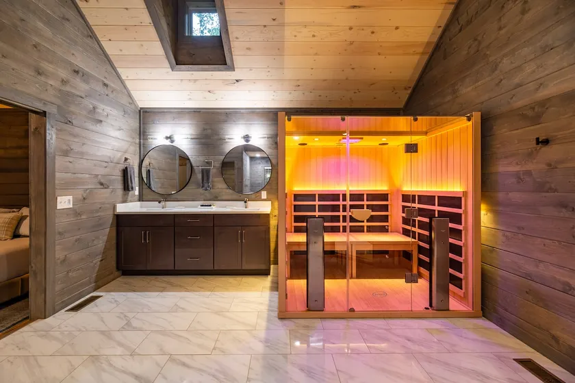 Theater! Sauna! Jacuzzi! Firepit! EV Charger - Image 1