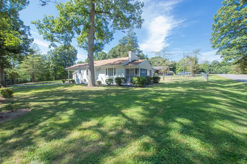 Country Club Cottage II - Image 1