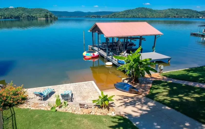 Watts Bar Family Fun Lake House|Ramp|Docks|Firepi - Image 1