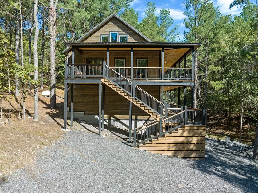 Lost in the Pines*NEW CABIN* - Image 1